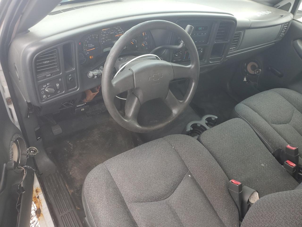 2005 Chevrolet Silverado C1500 VIN: 1GCEC14X05Z152275 Lot: 64958575
