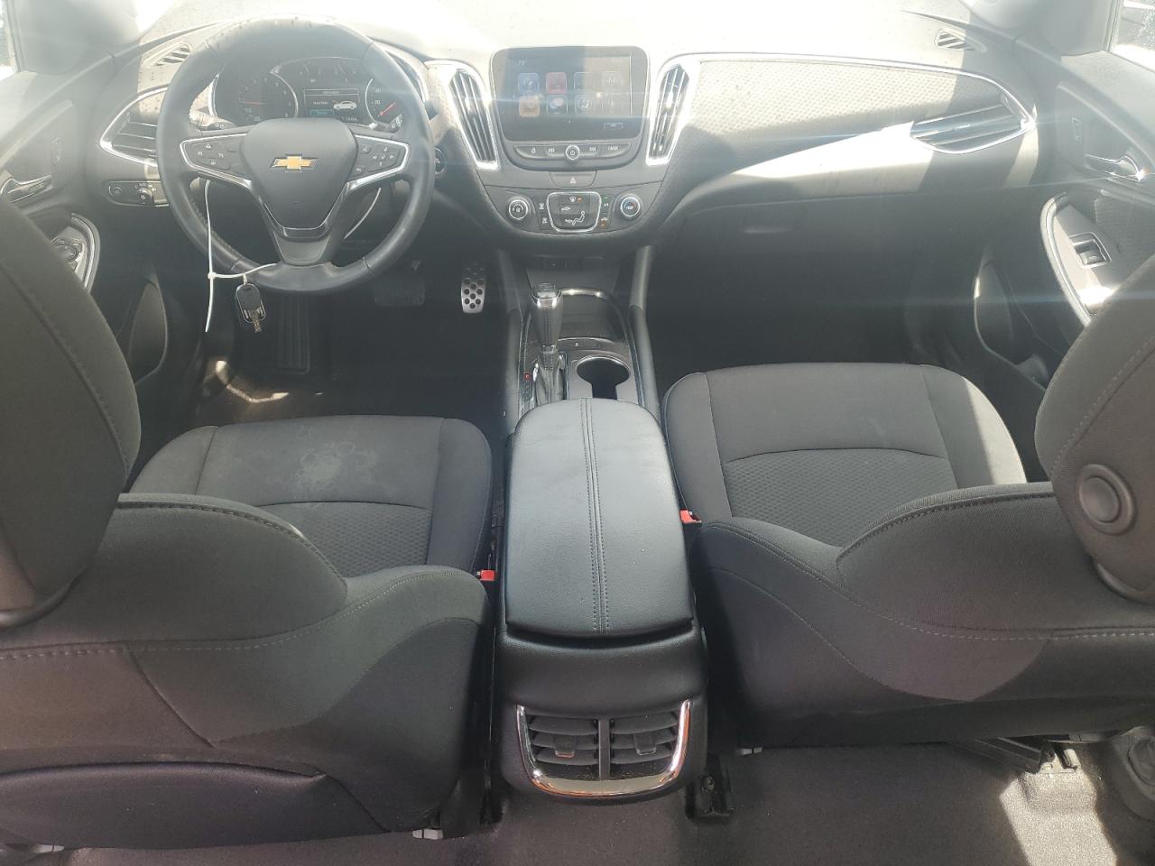 1G1ZE5ST1HF155848 2017 Chevrolet Malibu Lt