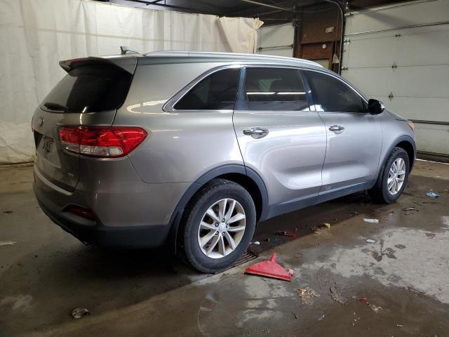  KIA SORENTO 2016 Серый