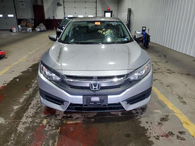  HONDA CIVIC 2018 Srebrny