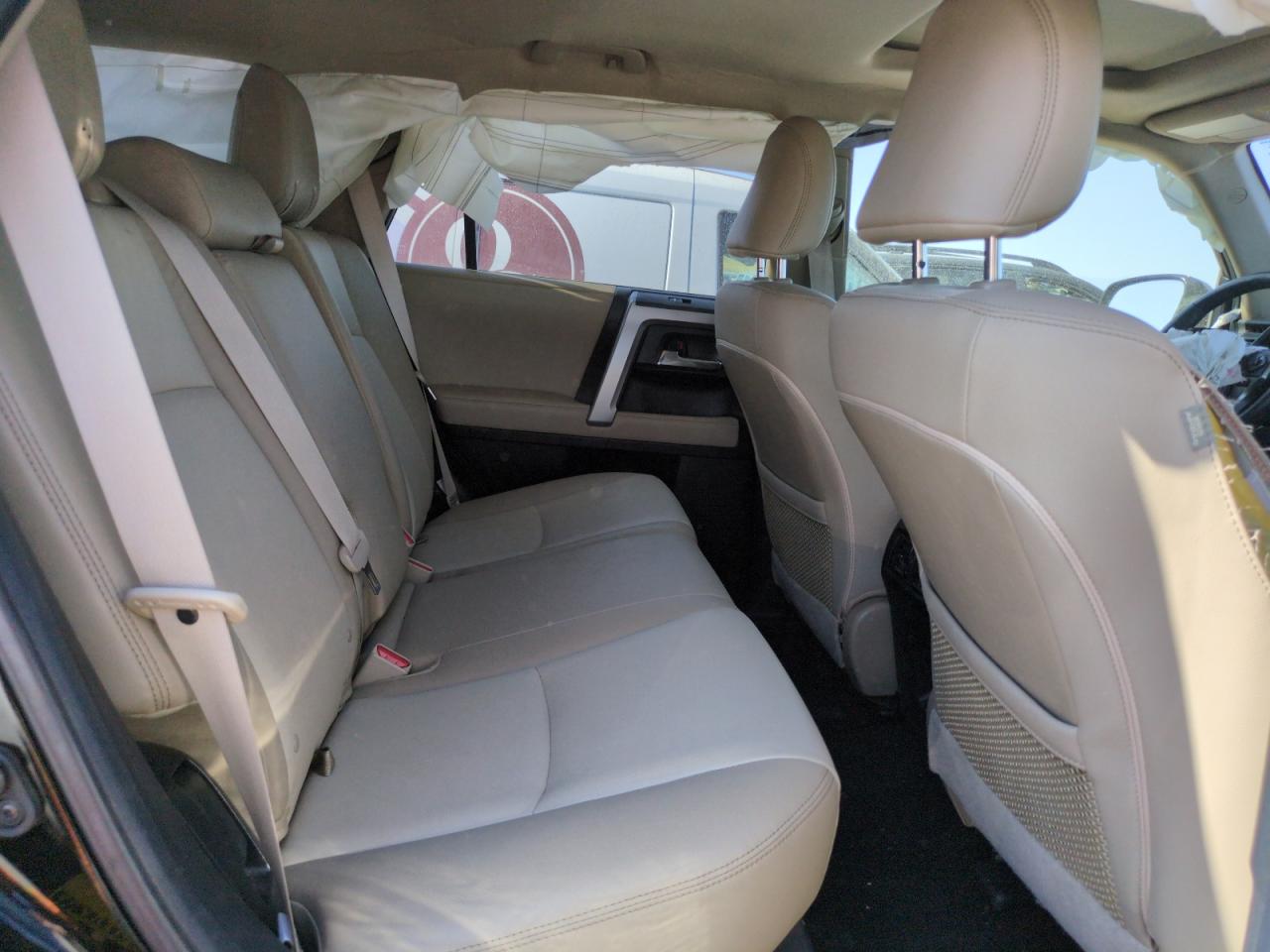 2020 Toyota 4Runner Sr5/Sr5 Premium VIN: JTEBU5JR5L5795203 Lot: 63693235