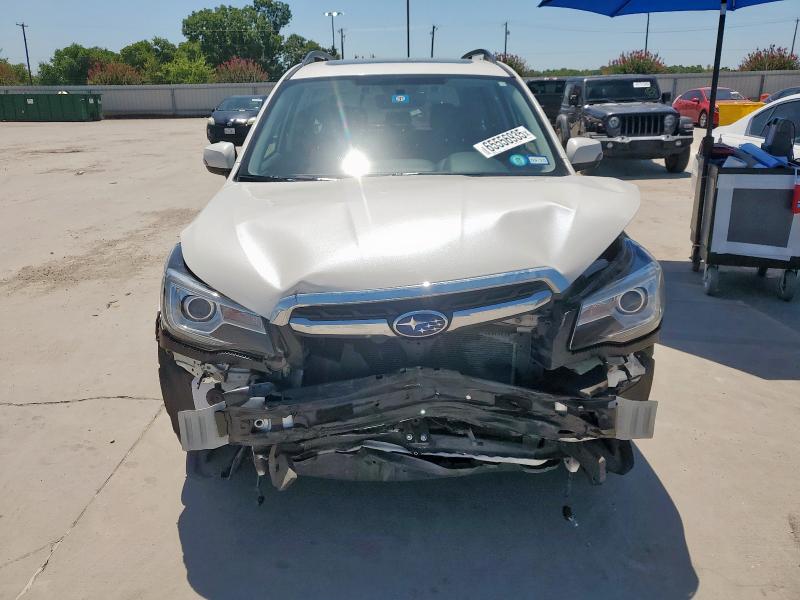  SUBARU FORESTER 2018 White
