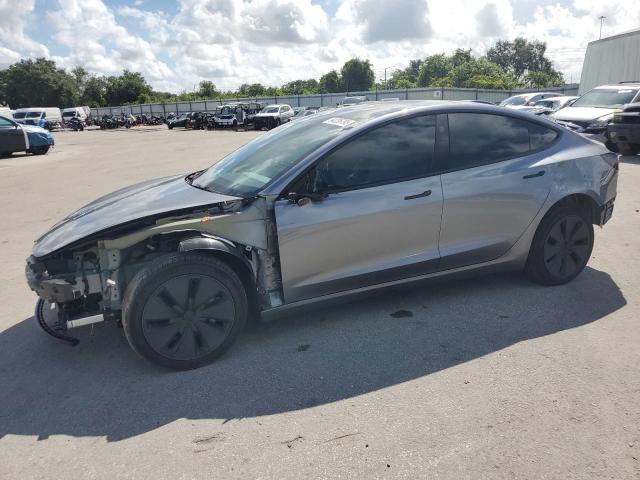  TESLA MODEL 3 2024 Szary