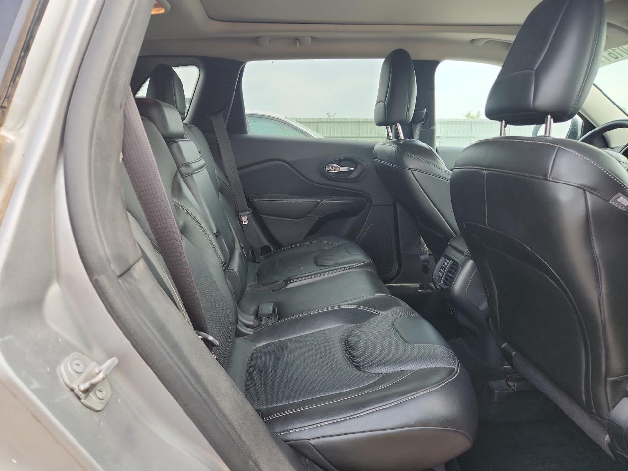 2015 Jeep Cherokee Limited VIN: 1C4PJMDSXFW623470 Lot: 65016115