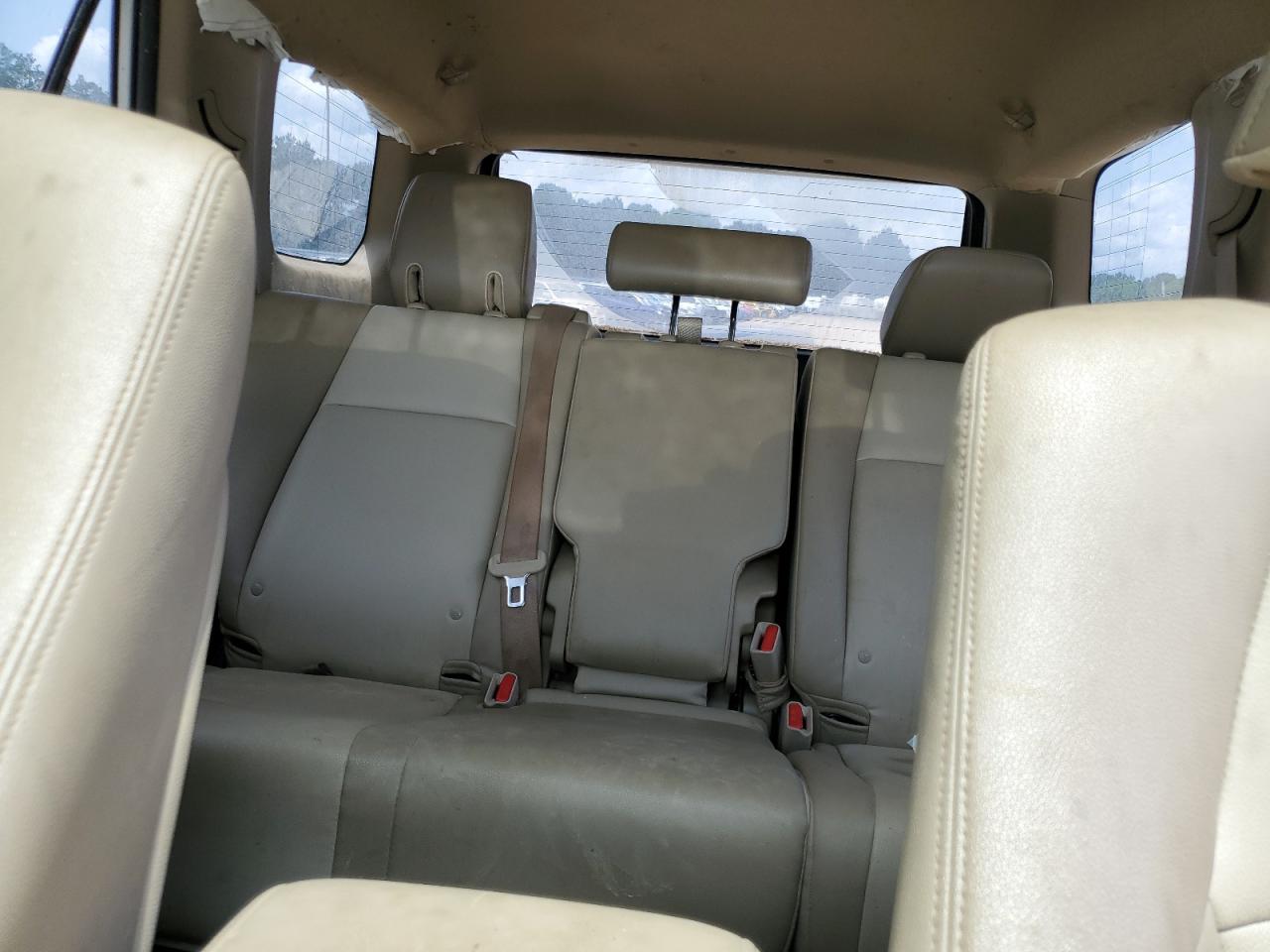 2018 Toyota 4Runner Sr5/Sr5 Premium VIN: JTEBU5JR8J5530868 Lot: 63640155