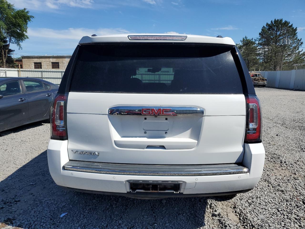 2016 GMC Yukon Denali VIN: 1GKS2CKJ1GR141700 Lot: 65630375