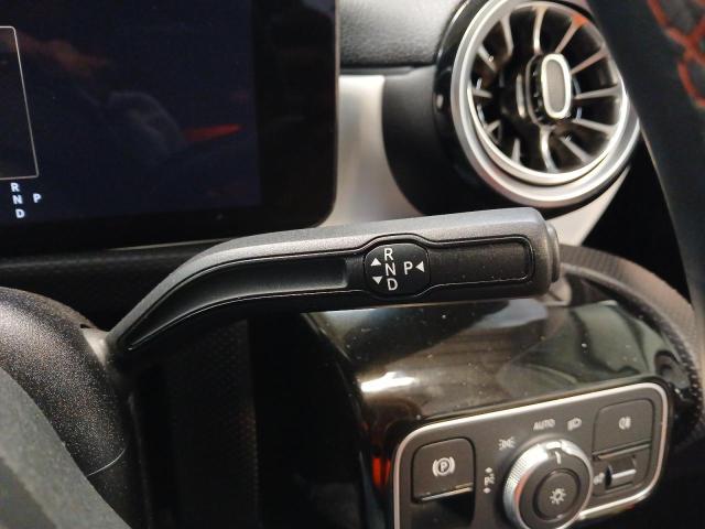2023 MERCEDES BENZ CLA 200 AM