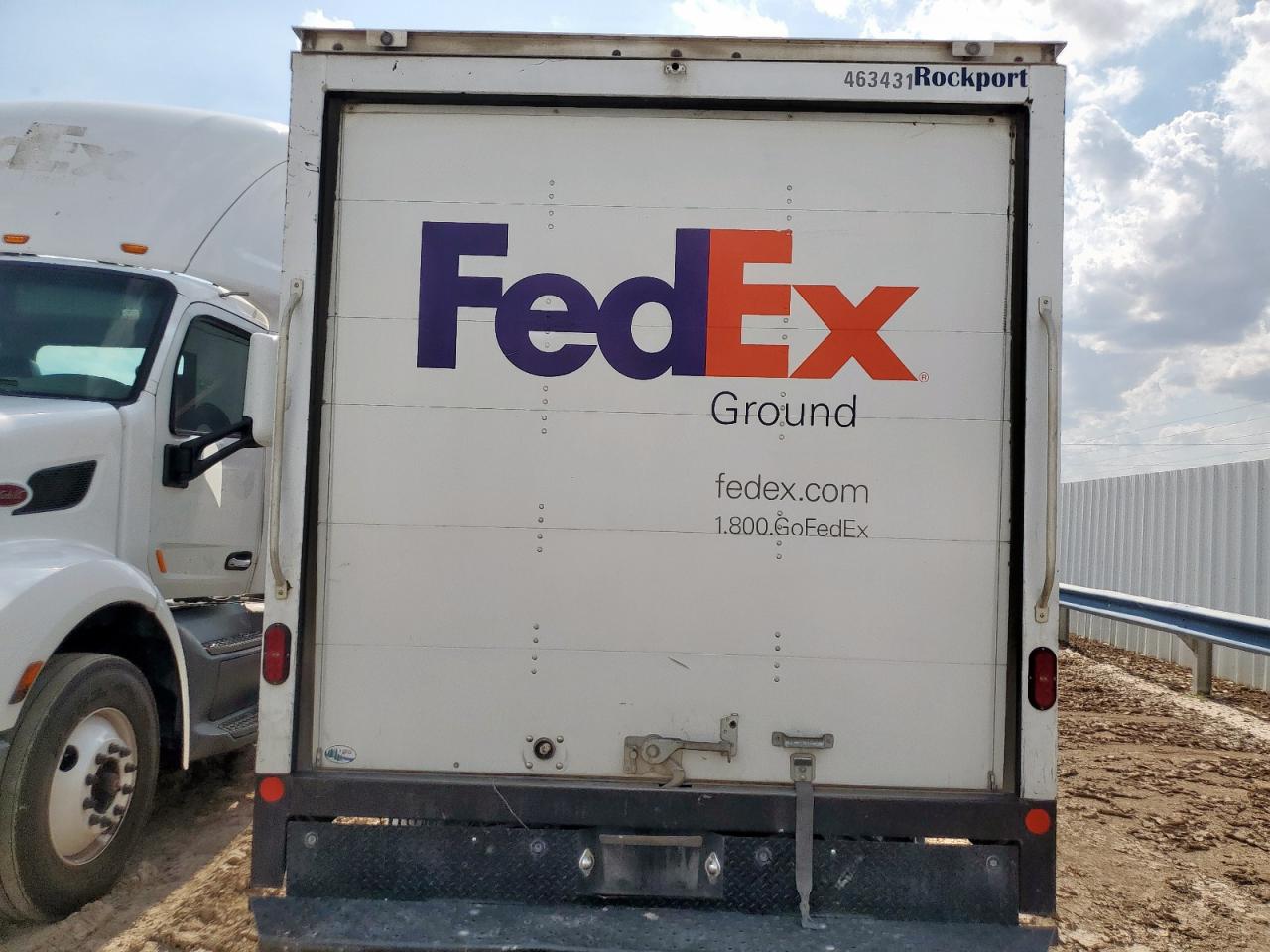 2021 GMC Savana Cutaway G4500 VIN: 7GZ67VC76MN001998 Lot: 64458205