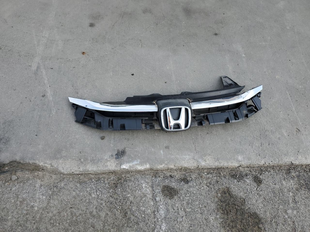 2015 Honda Cr-V Lx VIN: 2HKRM3H35FH557977 Lot: 63574965