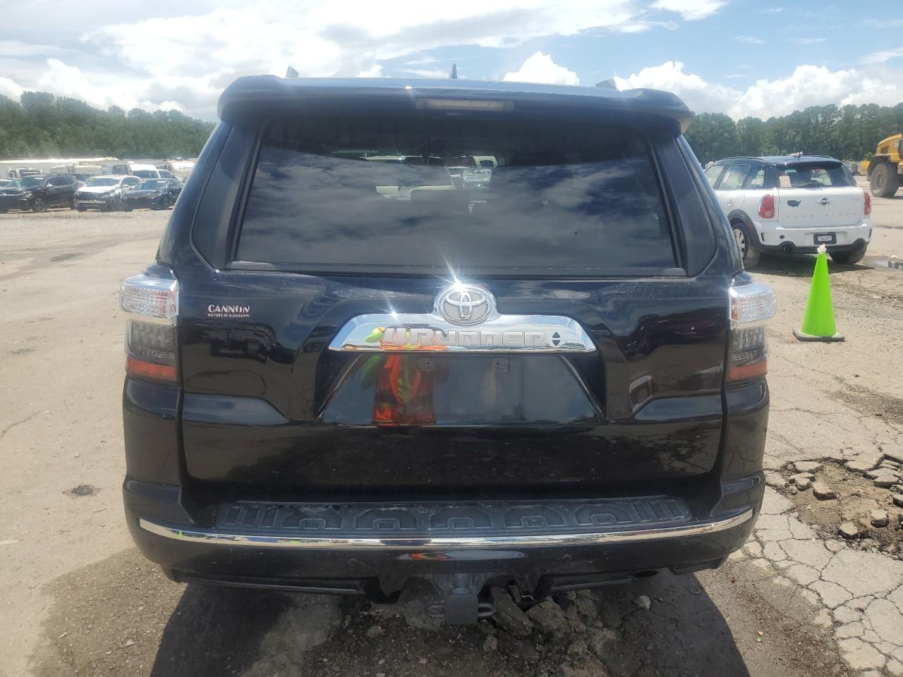 2018 Toyota 4Runner Sr5 VIN: JTEZU5JR4J5190035 Lot: 66168955