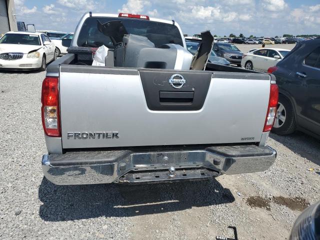 Пикапы NISSAN FRONTIER 2012 Серебристый