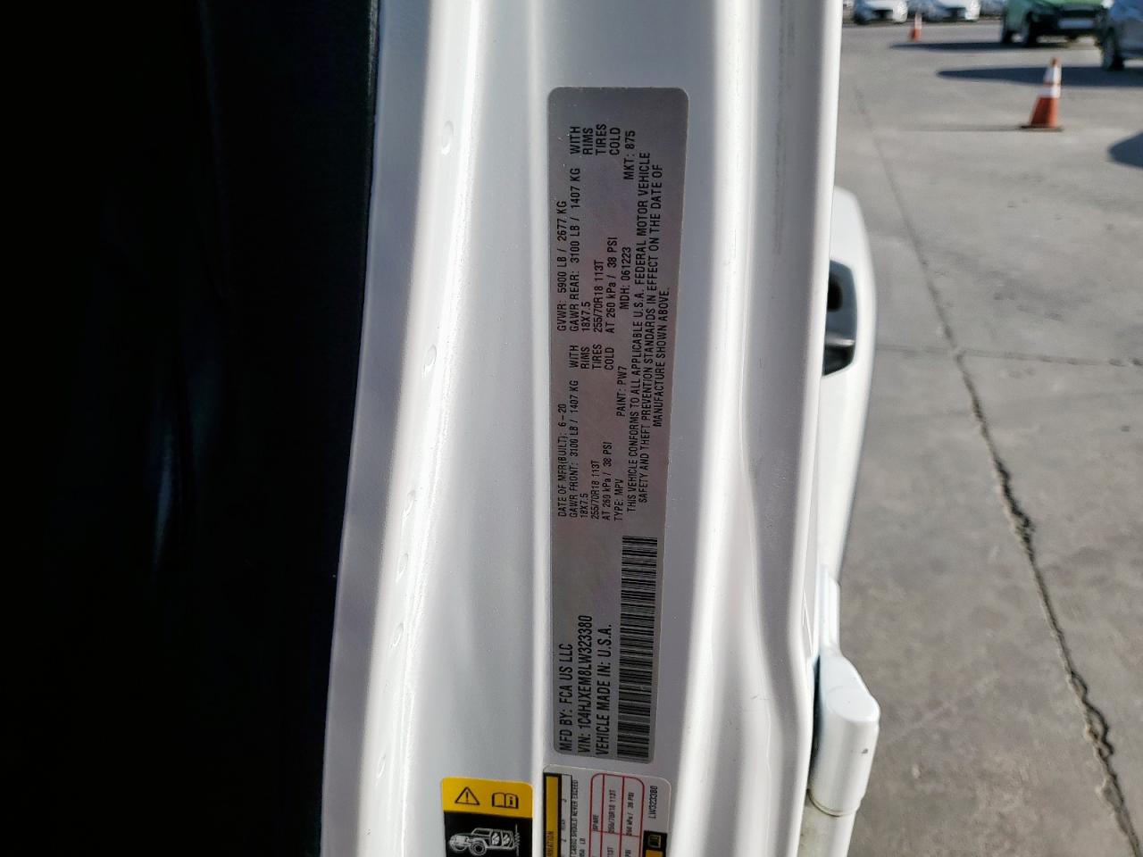 2020 Jeep Wrangler Unlimited Sahara VIN: 1C4HJXEM8LW323380 Lot: 66909625