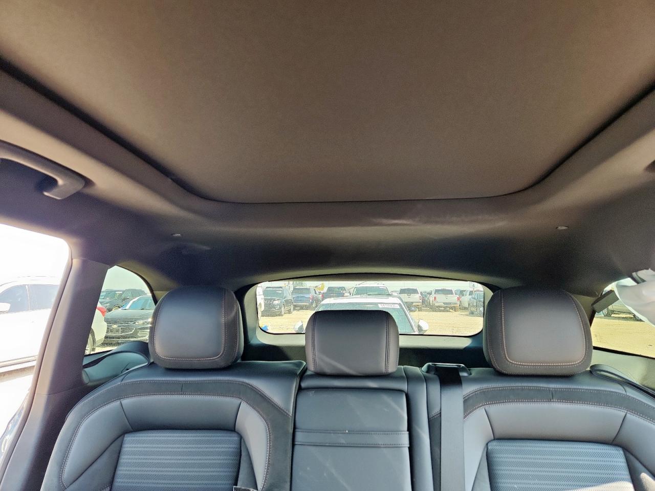 2025 Lincoln Nautilus Reserve VIN: 5LMPJ8KA4SJ943823 Lot: 63853115