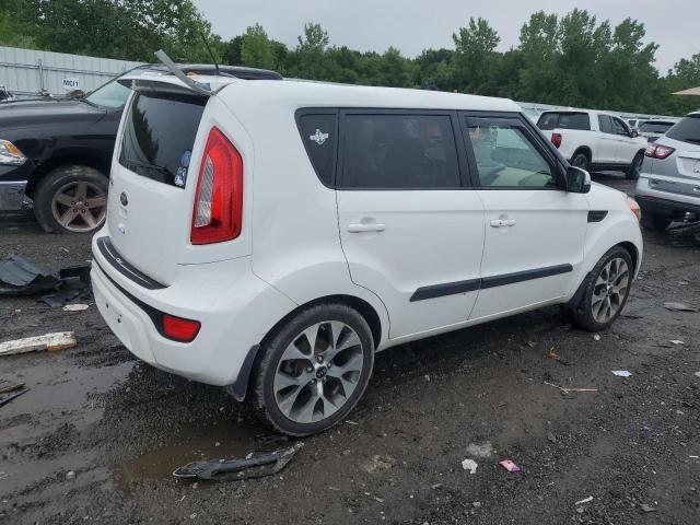 Parquets KIA SOUL 2013 Biały