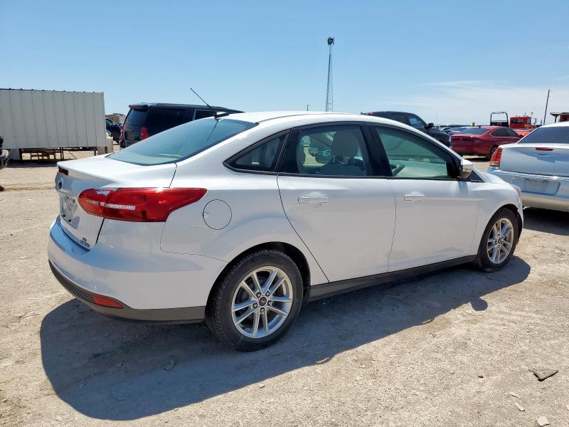  FORD FOCUS 2015 Белы
