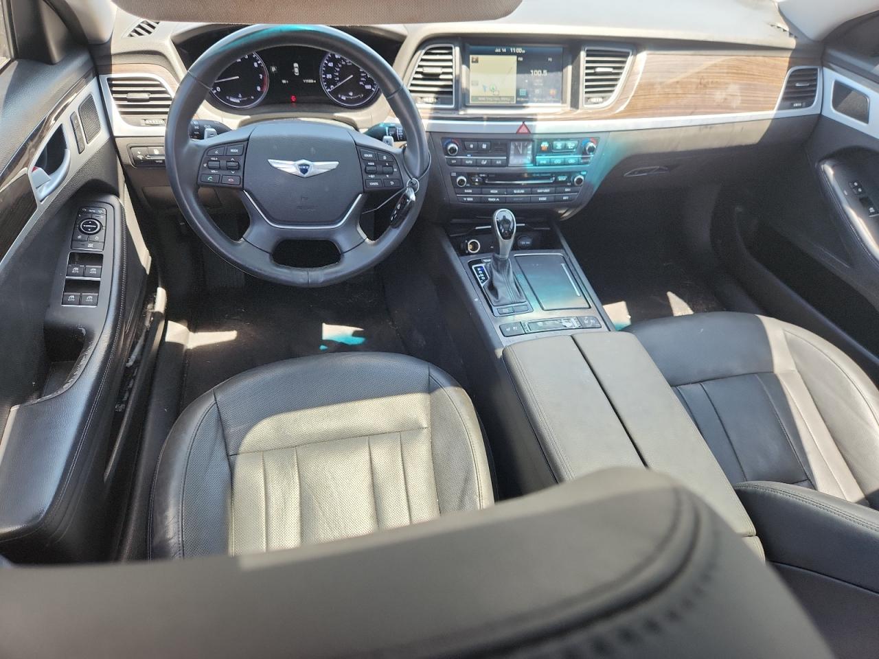 2015 Hyundai Genesis 3.8L VIN: KMHGN4JE3FU067772 Lot: 64551415