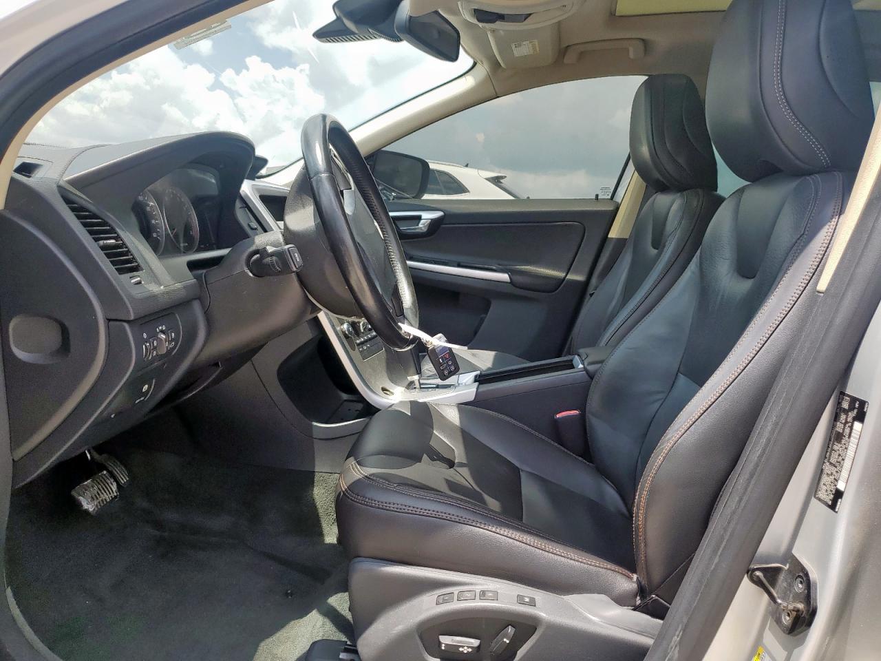 2010 Volvo Xc60 3.2 VIN: YV4982DZ3A2079736 Lot: 63926565