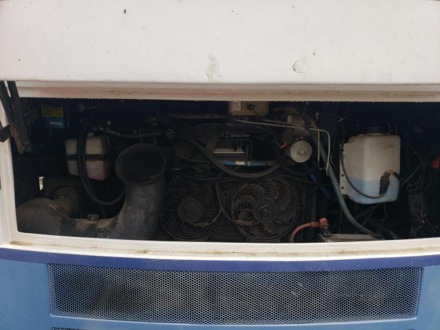 2003 WORKHORSE CUSTOM CHASSIS MOTORHOME CHASSIS W22  