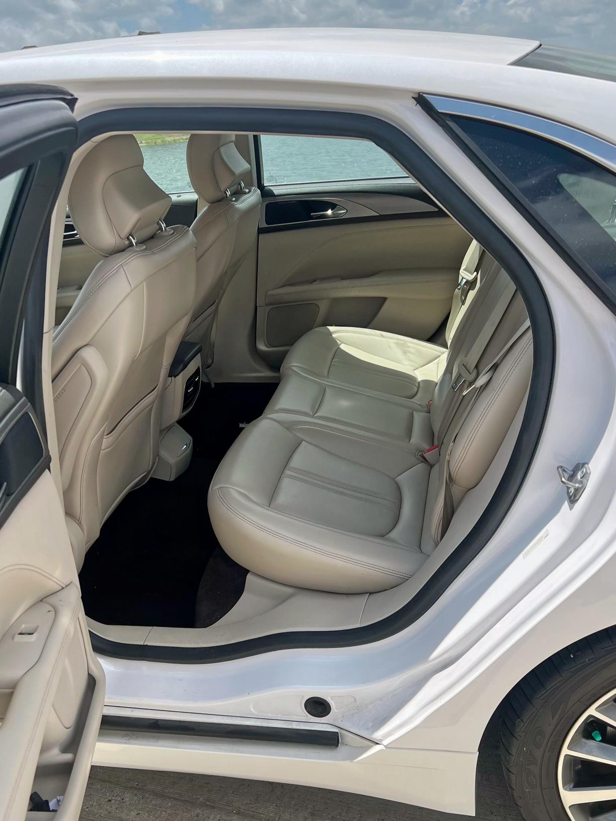  LINCOLN MKZ 2019 Biały