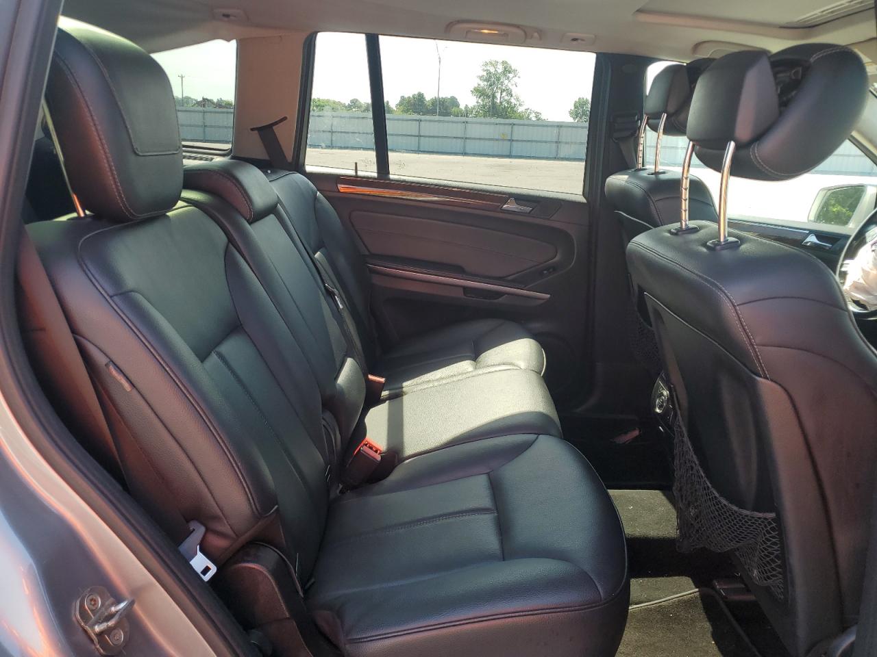 2011 Mercedes-Benz Gl 450 4Matic VIN: 4JGBF7BE5BA648127 Lot: 63734455