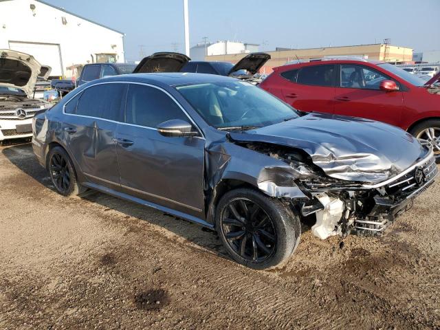 VOLKSWAGEN PASSAT 2017 Серый