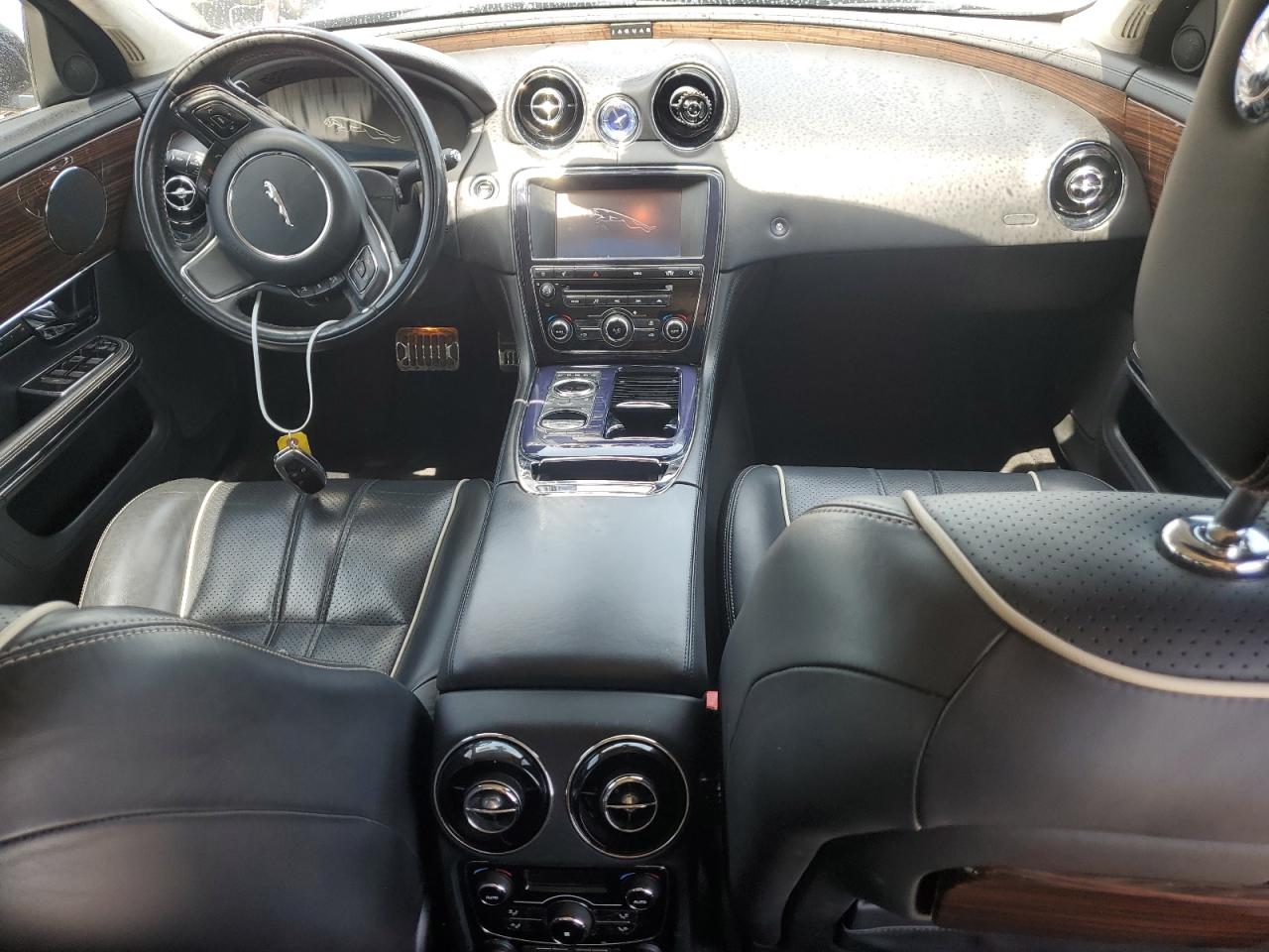 2011 Jaguar Xjl VIN: SAJWA2GB0BLV10006 Lot: 64207665