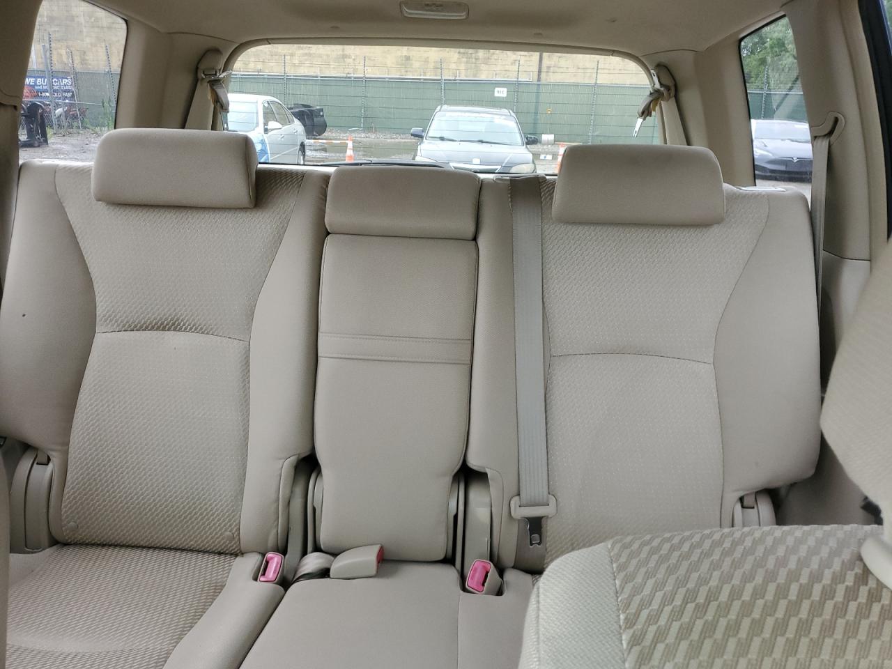 2005 Toyota Highlander Limited VIN: JTEEP21A950112934 Lot: 65001295