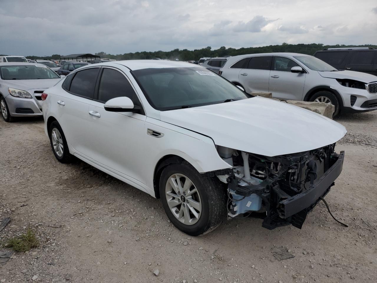 5xxgt4l37hg161569 5XXGT4L37HG161569 2017 Kia Optima Lx
