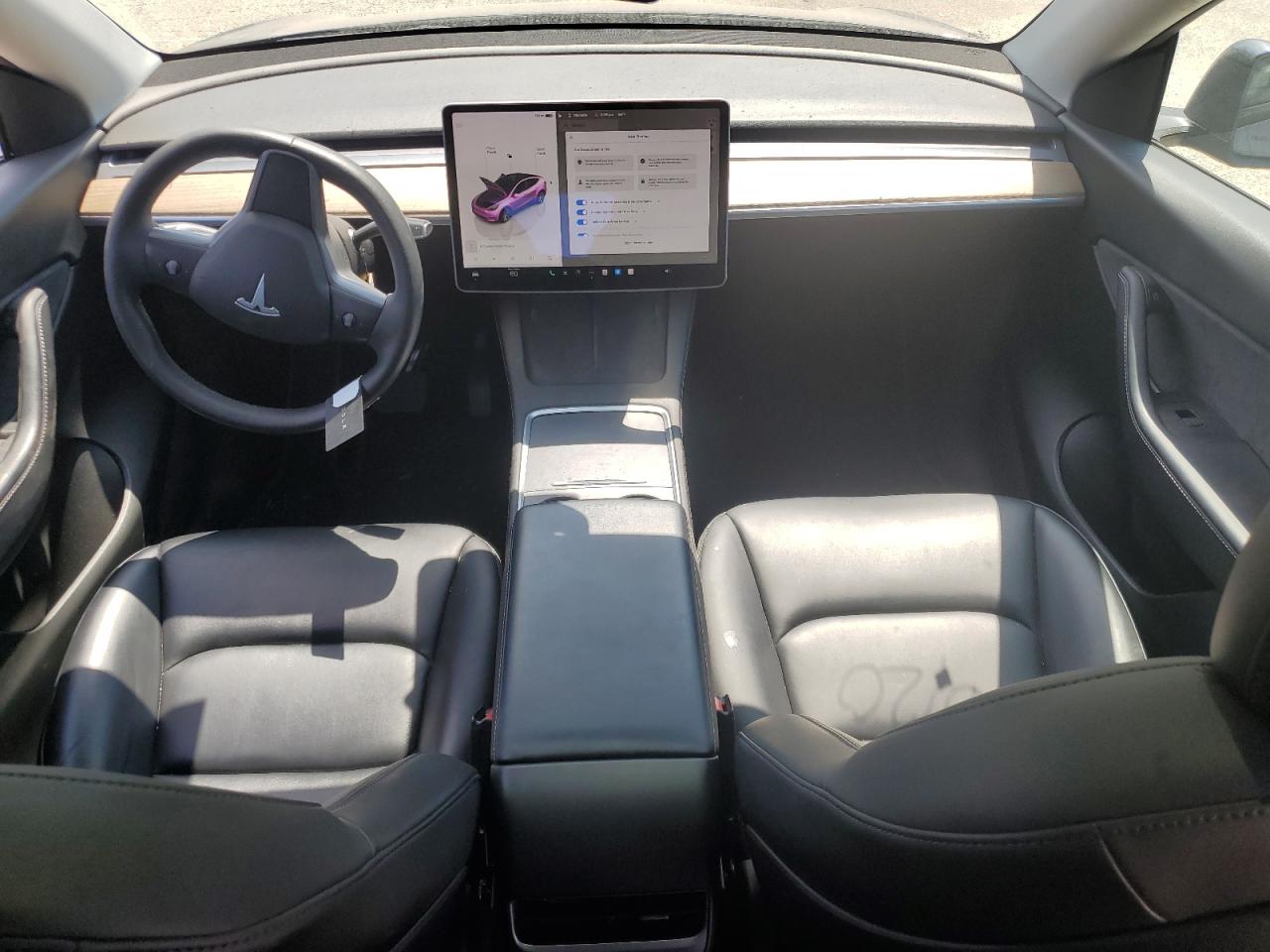 2022 Tesla Model Y VIN: 7SAYGDEE8NF360963 Lot: 63638195