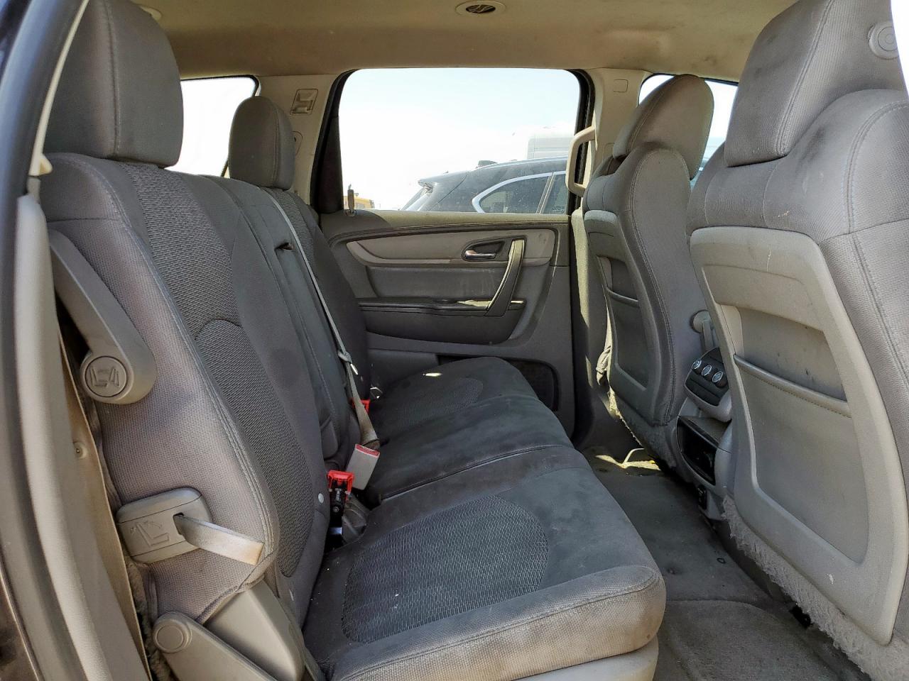 2014 Chevrolet Traverse Ls VIN: 1GNKRFED2EJ332172 Lot: 64901625