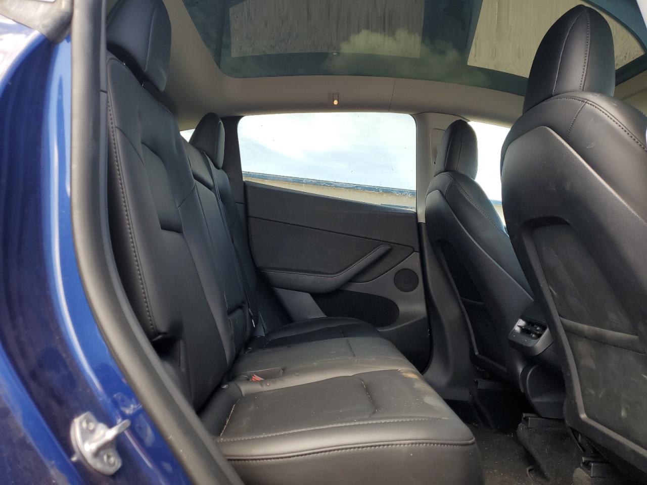 2022 Tesla Model Y VIN: 7SAYGDEE6NF545464 Lot: 64867845