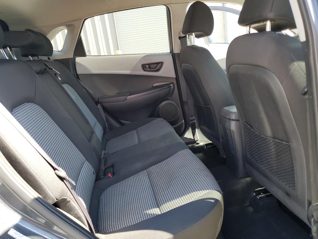 2020 Hyundai Kona Se VIN: KM8K12AA1LU477201 Lot: 64794445