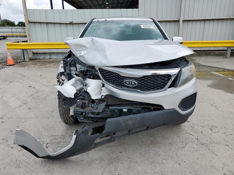  KIA SORENTO 2013 Серебристый