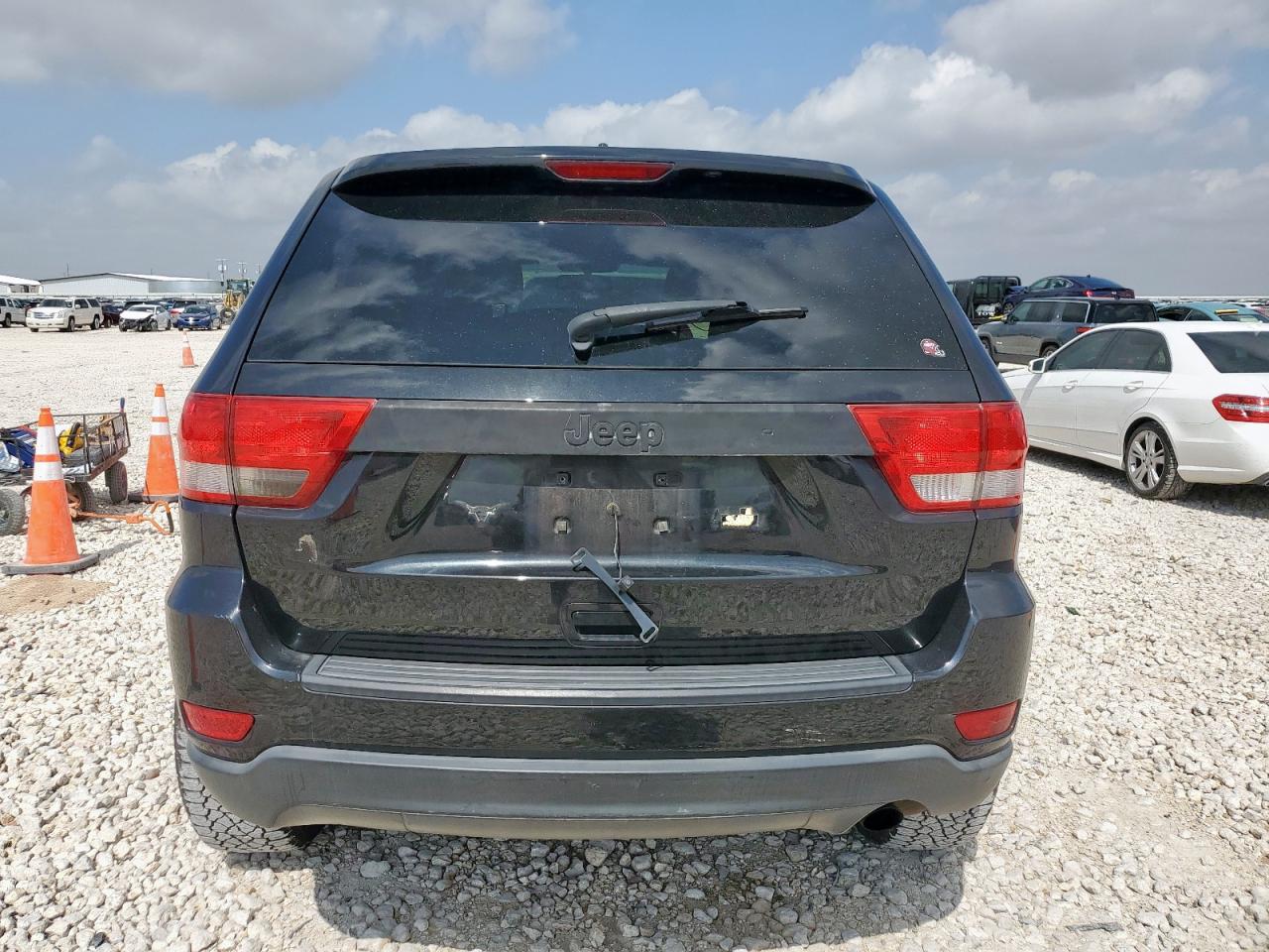 2013 Jeep Grand Cherokee Laredo VIN: 1C4RJFAG2DC634921 Lot: 64855905