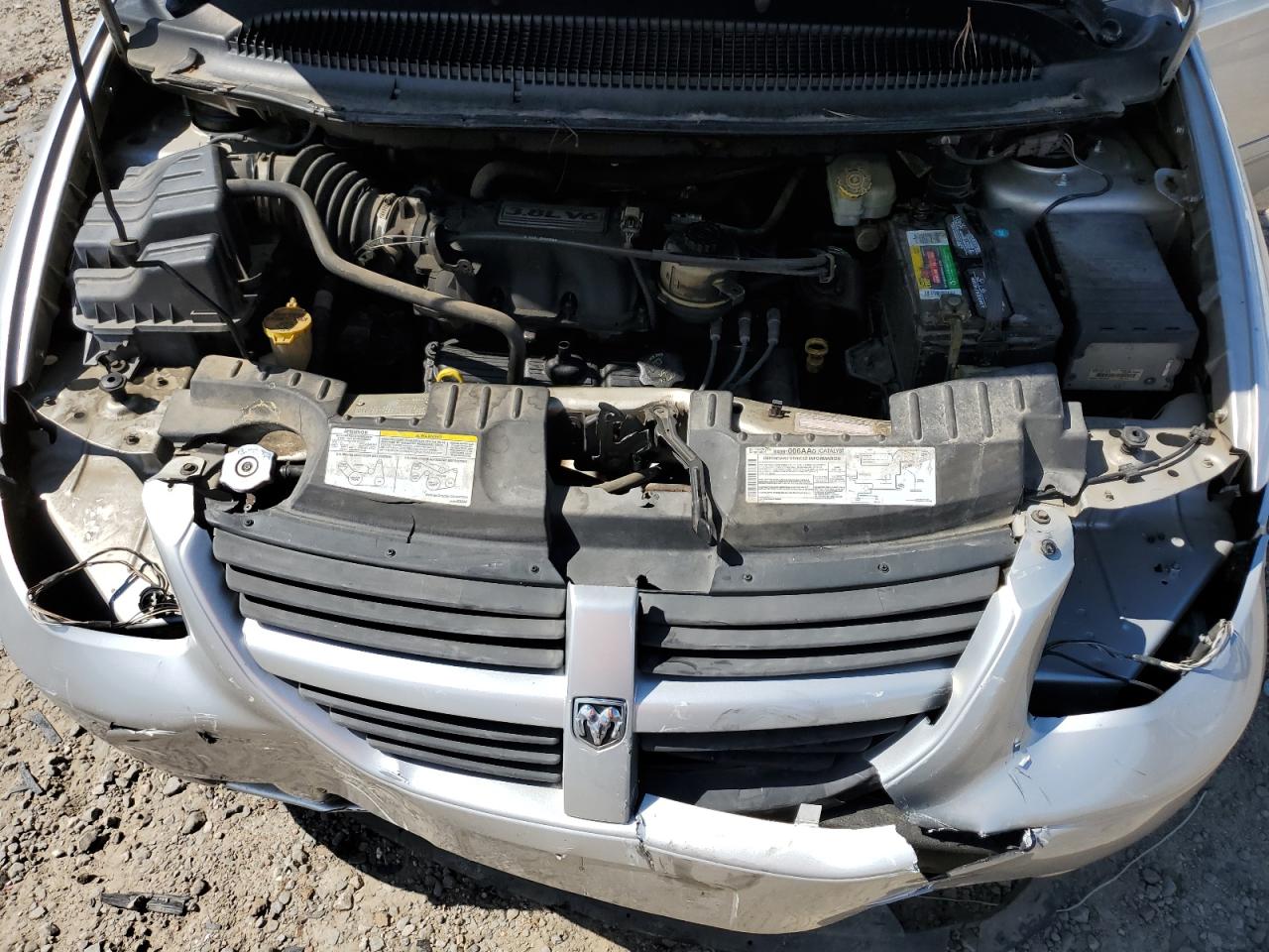 2005 Dodge Grand Caravan Sxt VIN: 2D4GP44L95R141834 Lot: 63323845