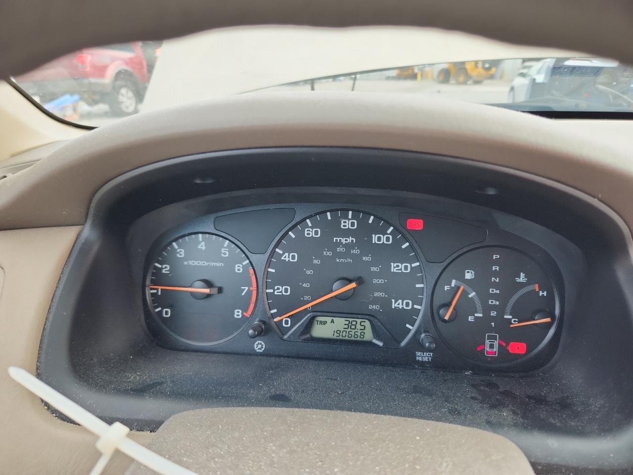 2000 Honda Accord Lx VIN: 1HGCG5641YA022676 Lot: 64756095