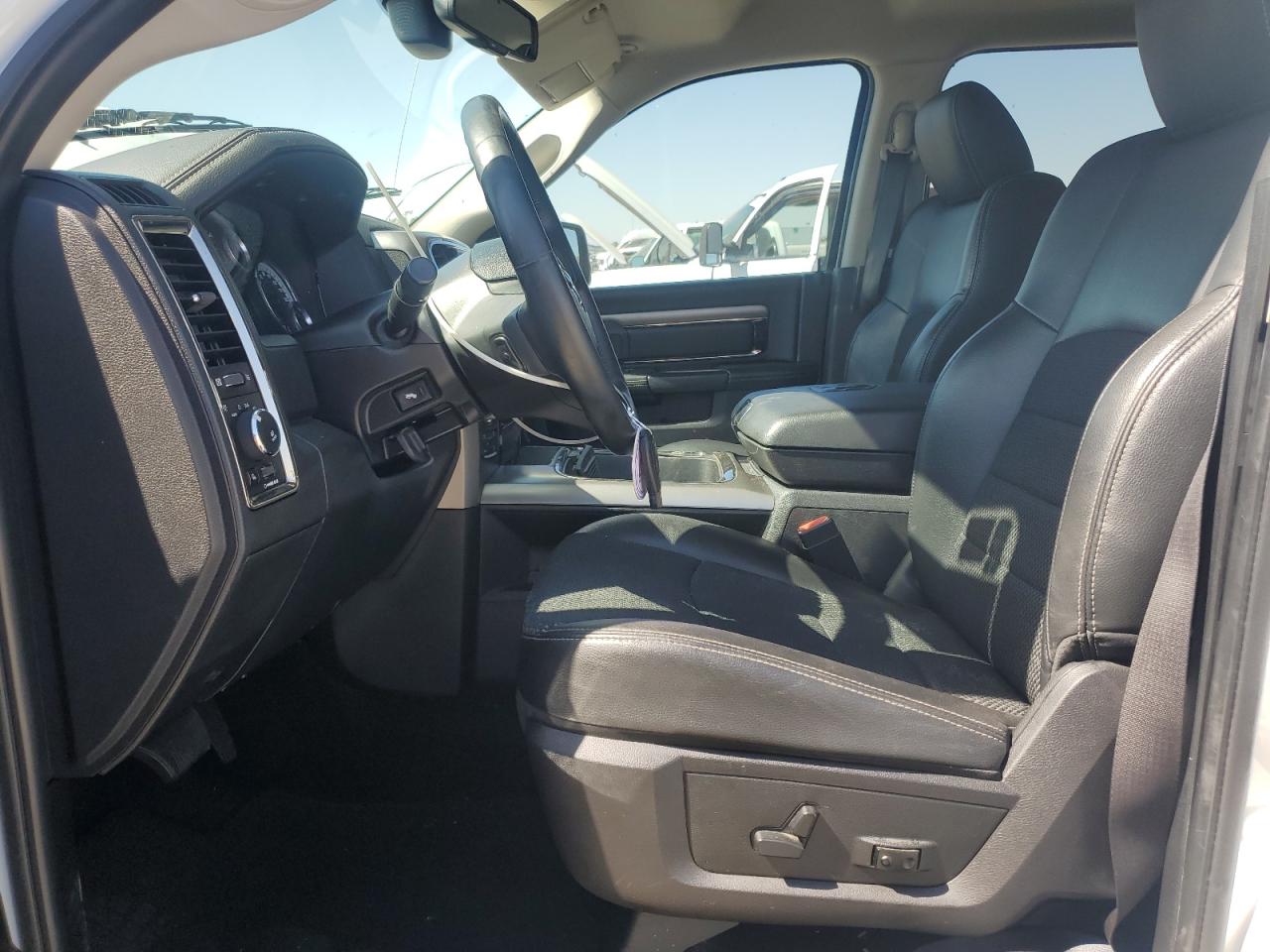 1c6rr7mt0gs192276 1C6RR7MT0GS192276 2016 Ram 1500 Sport