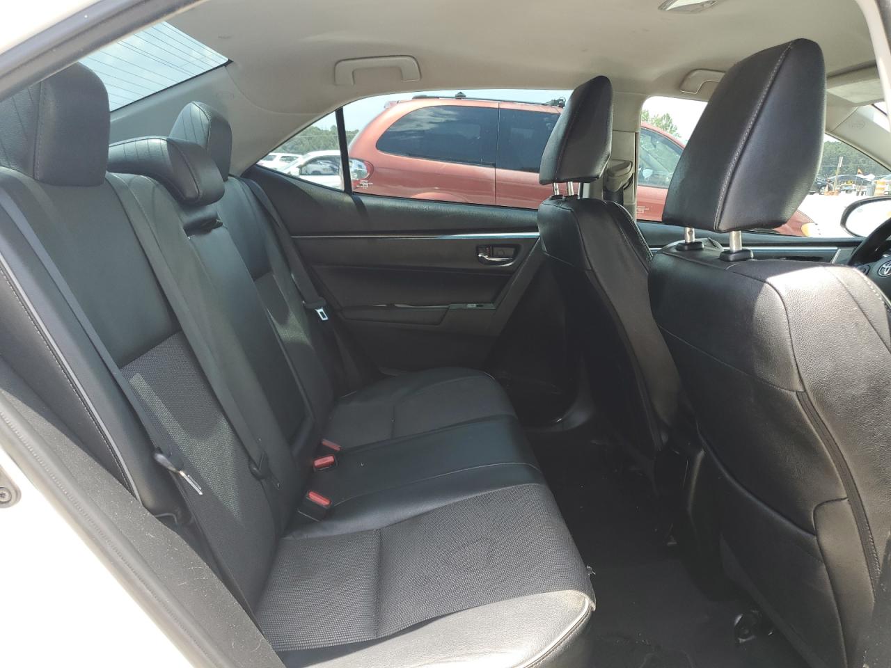 2016 Toyota Corolla L VIN: 5YFBURHE2GP542623 Lot: 64270805