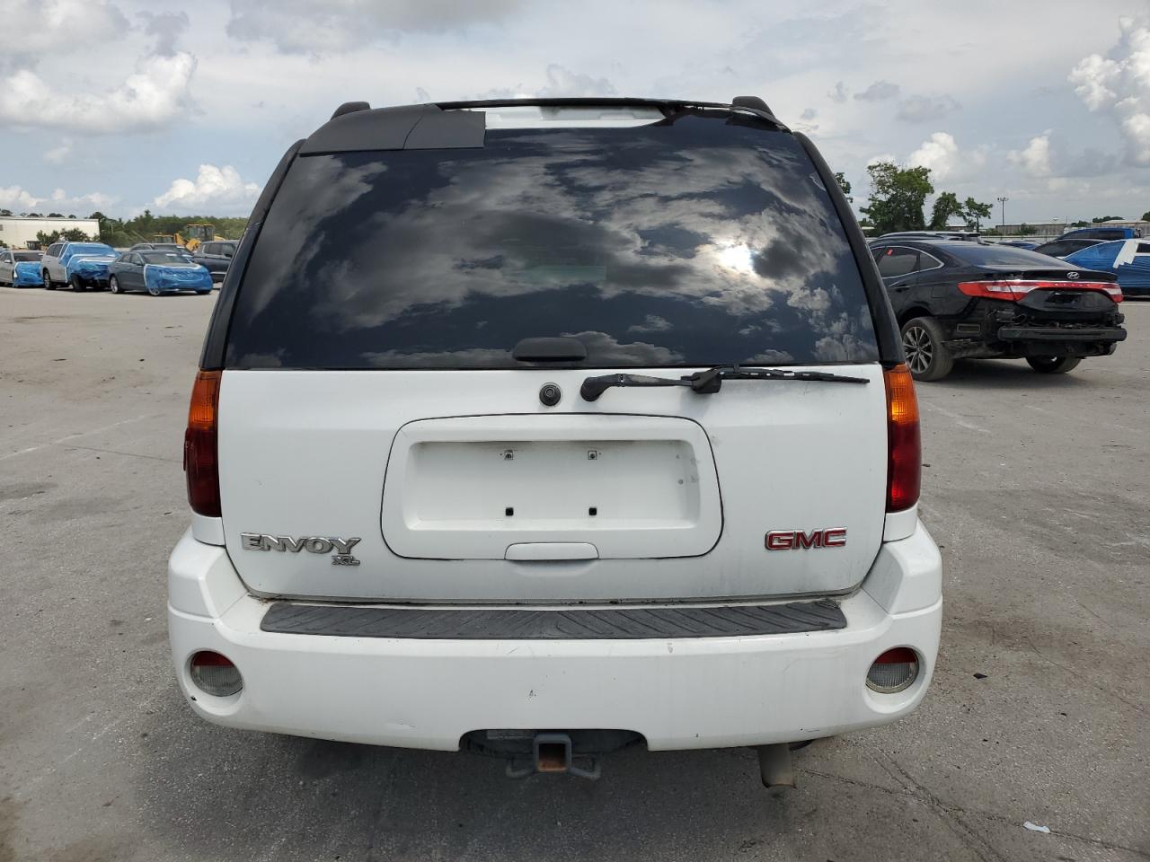 1gkes16s746140147 1GKES16S746140147 2004 GMC Envoy Xl