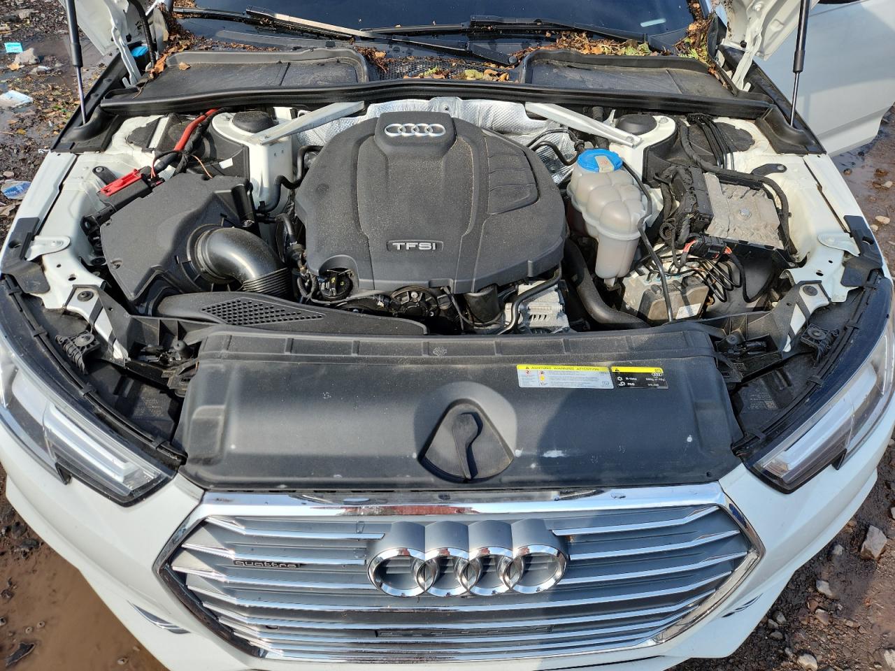 2017 Audi A4 Prestige VIN: WAUFNAF48HN040236 Lot: 62958415