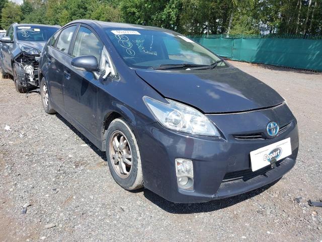 2011 TOYOTA PRIUS T3 V