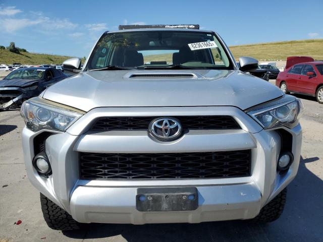  TOYOTA 4RUNNER 2015 Srebrny