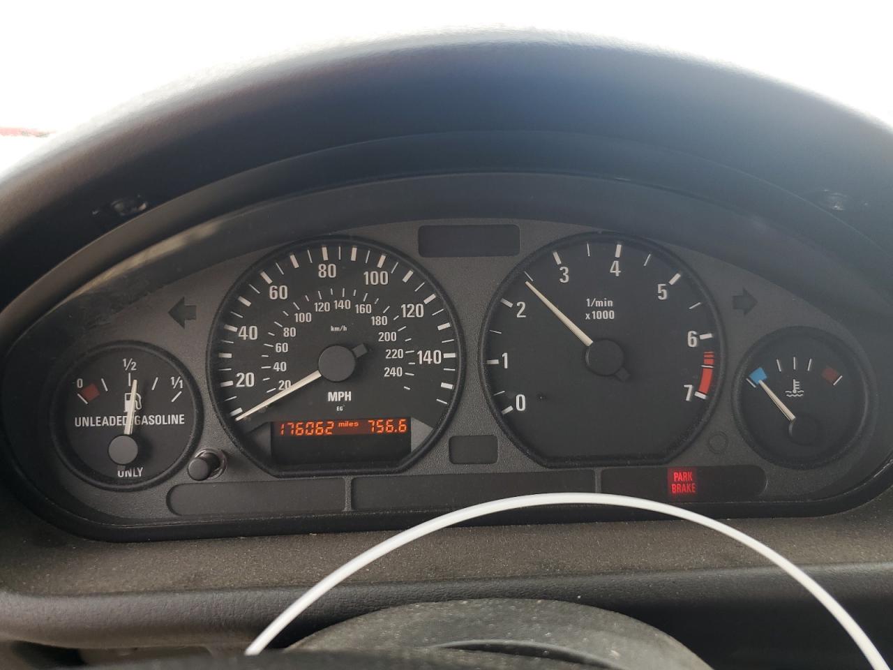 1998 BMW Z3 2.8 VIN: 4USCJ3328WLC13114 Lot: 63158355