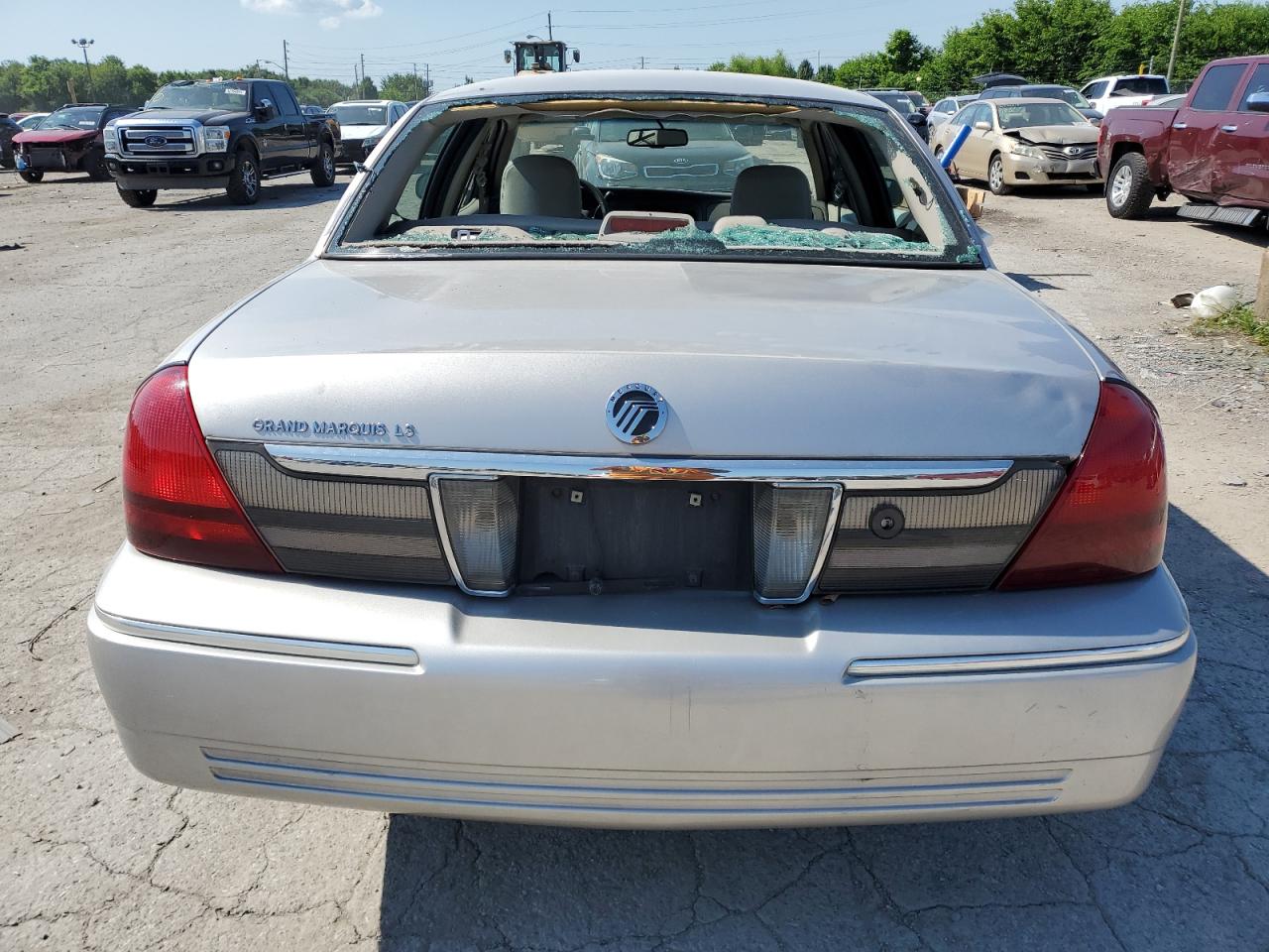 2010 Mercury Grand Marquis Ls VIN: 2MEBM7FV6AX632804 Lot: 62233955