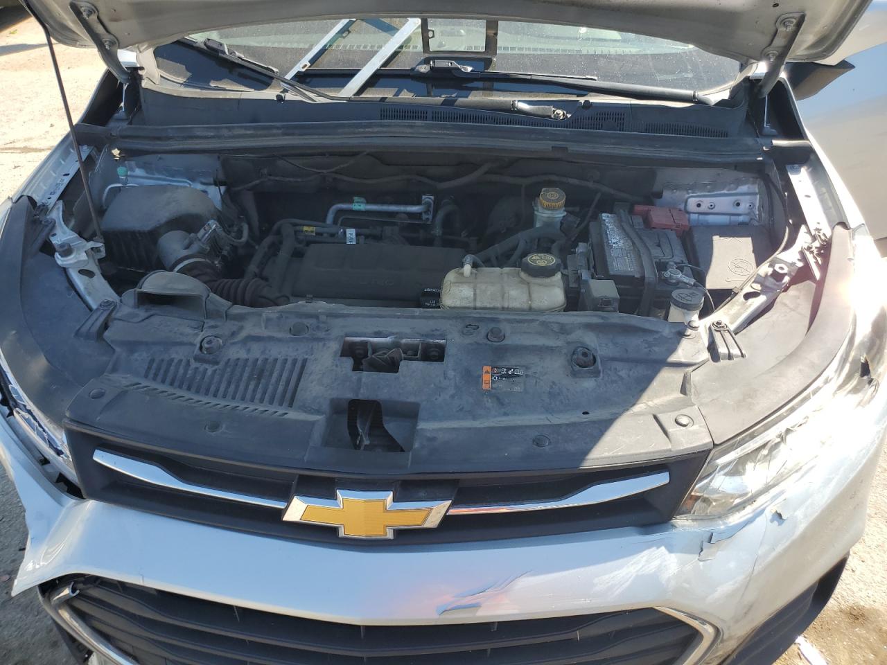 2020 Chevrolet Trax Ls VIN: 3GNCJKSB2LL200705 Lot: 65704935