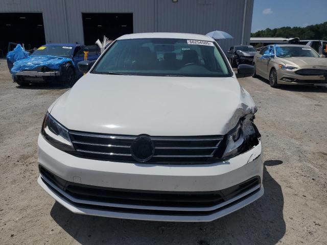 Sedans VOLKSWAGEN JETTA 2016 White