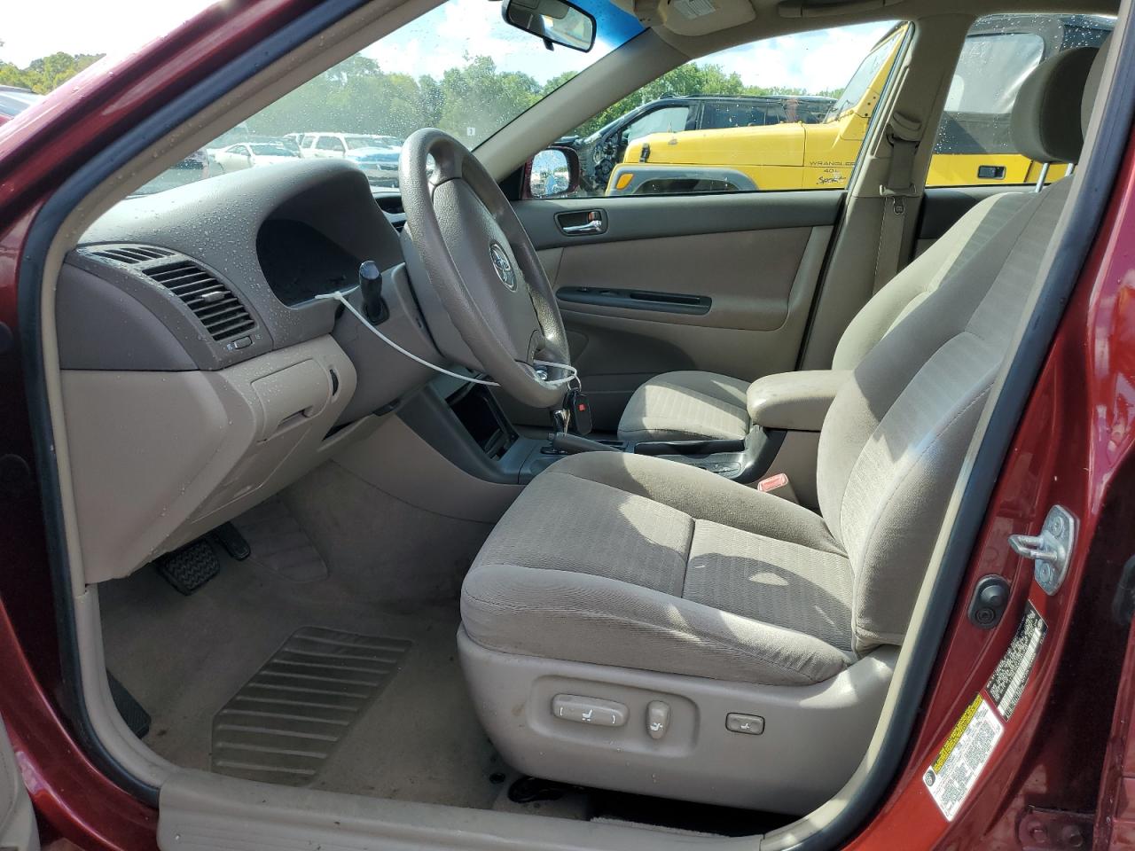 2005 Toyota Camry Le VIN: 4T1BE32K45U055783 Lot: 64668435