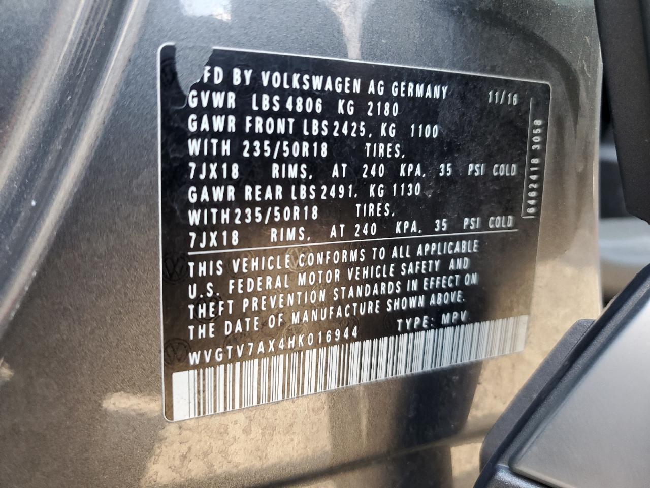 2017 Volkswagen Tiguan Sport VIN: WVGTV7AX4HK016944 Lot: 63361345
