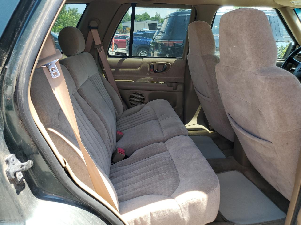 2002 Chevrolet Blazer VIN: 1GNDT13W32K119285 Lot: 64198745