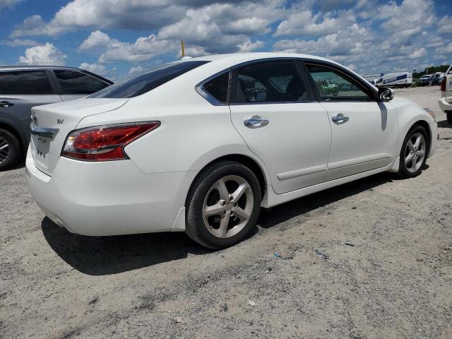  NISSAN ALTIMA 2015 Biały